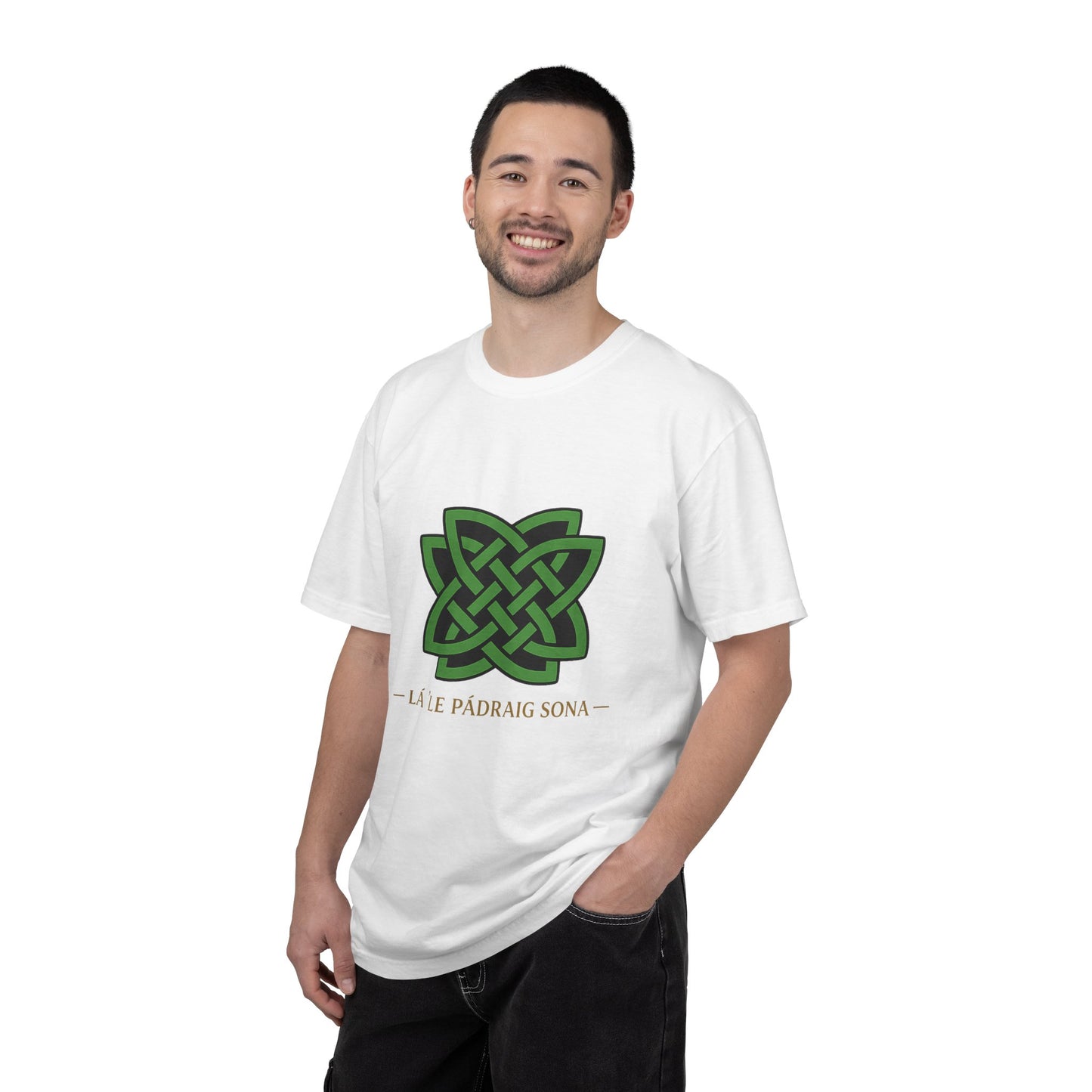 Celtic Knot T-Shirt — La Le Padraig Sona Irish St. Patrick's Day Tee