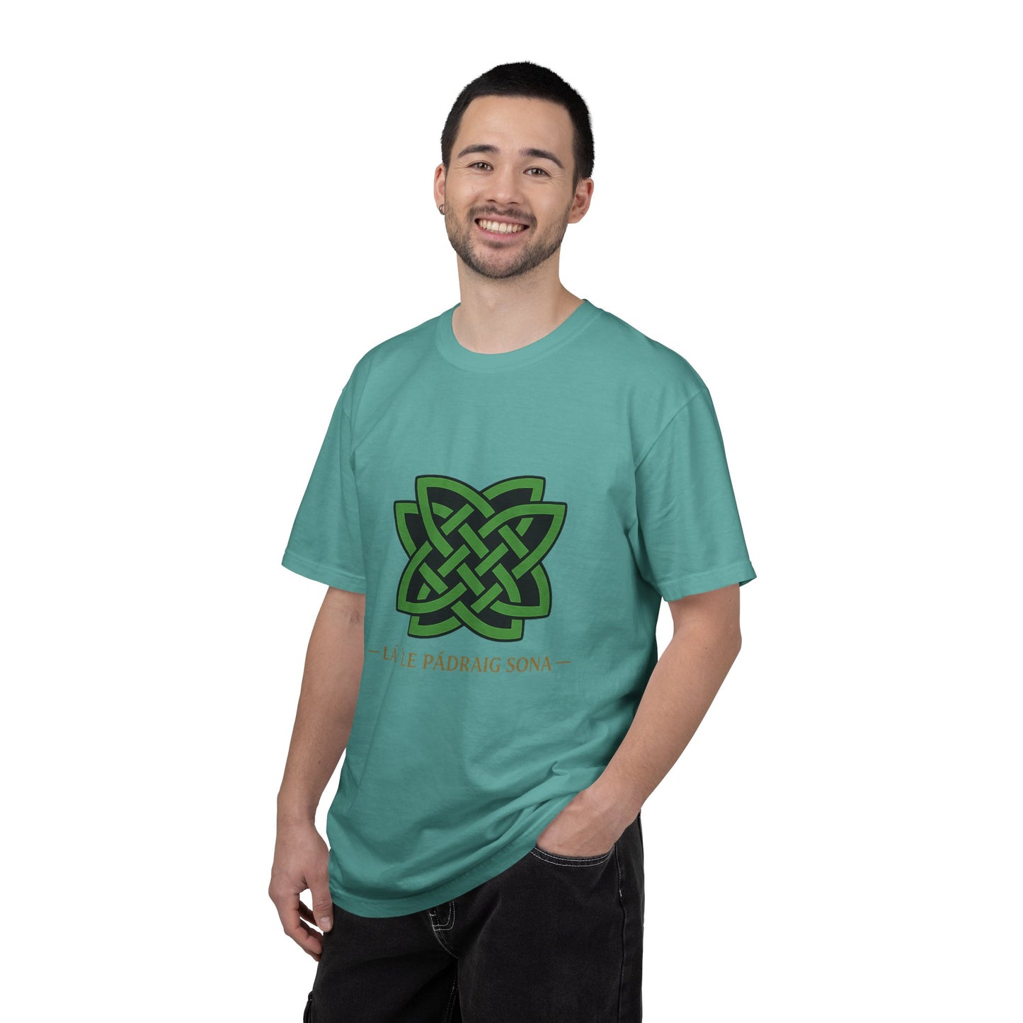 Celtic Knot T-Shirt — La Le Padraig Sona Irish St. Patrick's Day Tee