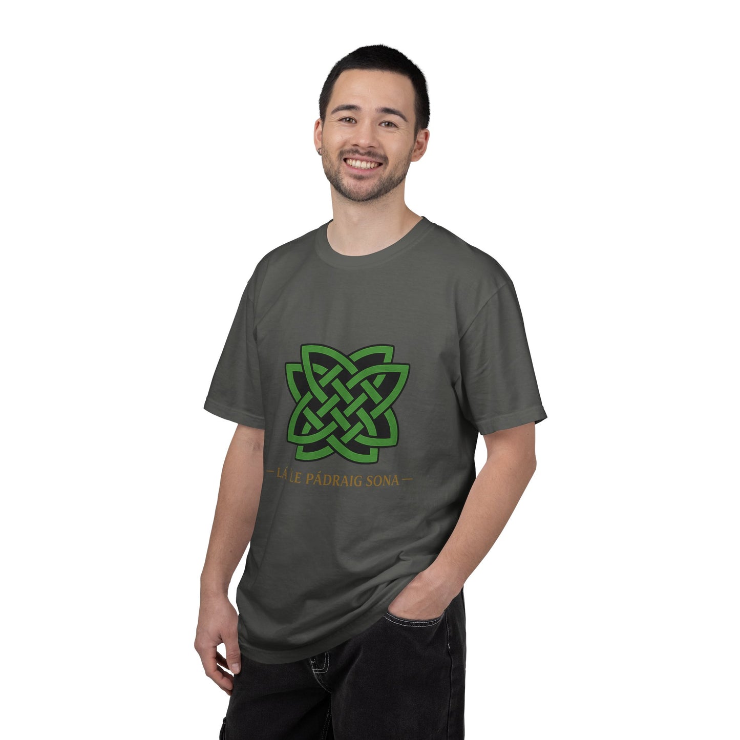 Celtic Knot T-Shirt — La Le Padraig Sona Irish St. Patrick's Day Tee