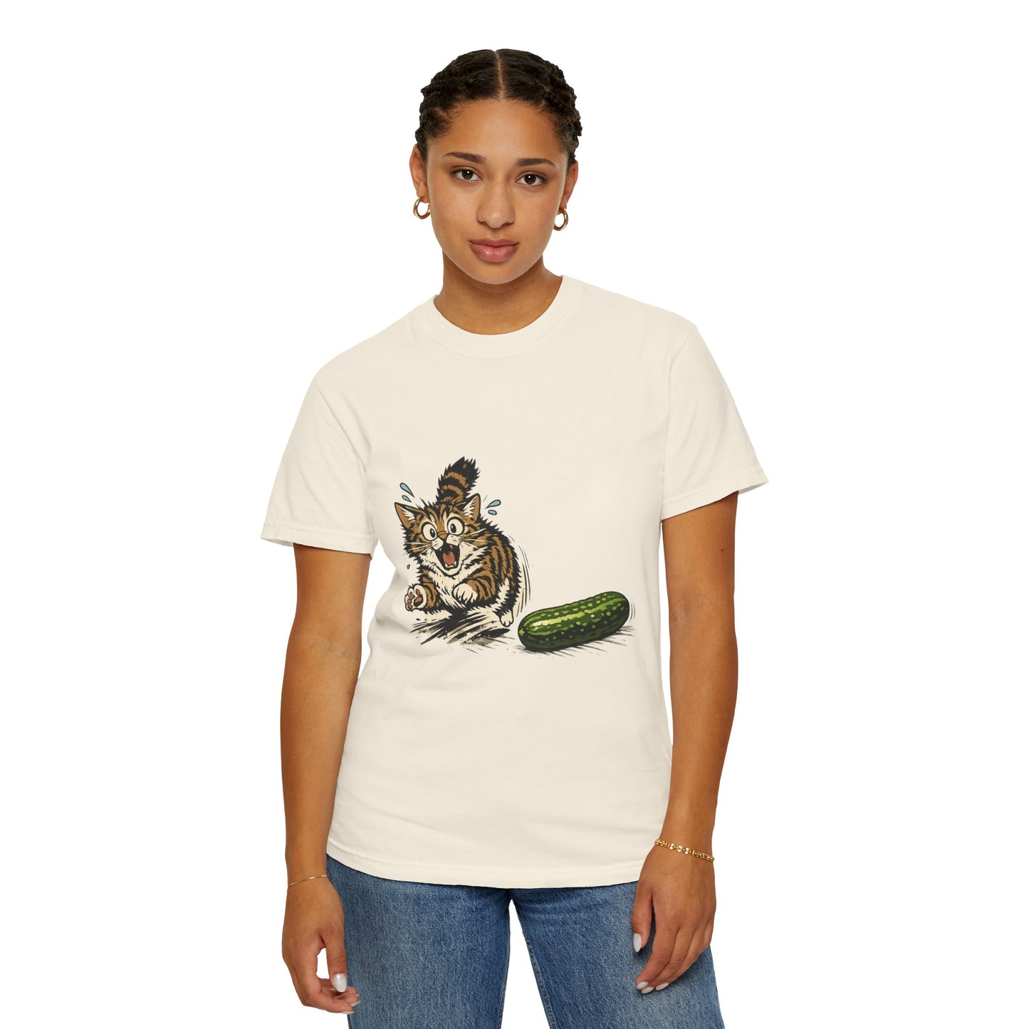 Cat and Cucumber Fear Graphic T-Shirt — Surprised Kitten with Cucumber Illustration