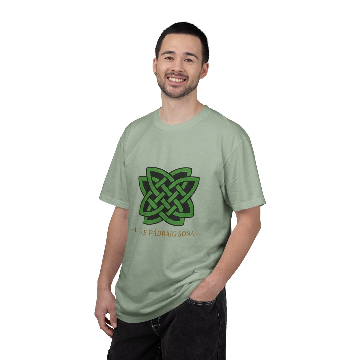 Celtic Knot T-Shirt — La Le Padraig Sona Irish St. Patrick's Day Tee