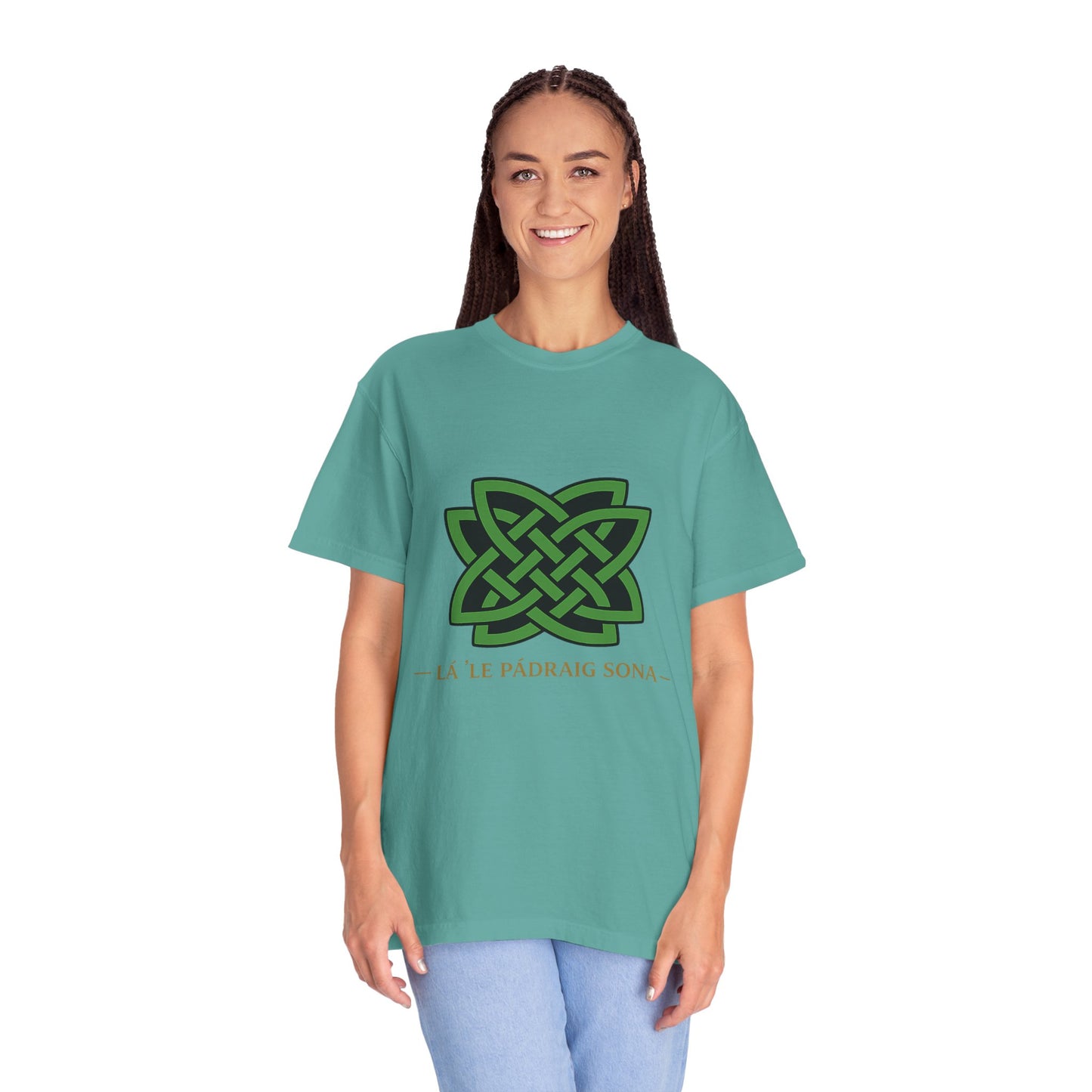 Celtic Knot T-Shirt — La Le Padraig Sona Irish St. Patrick's Day Tee