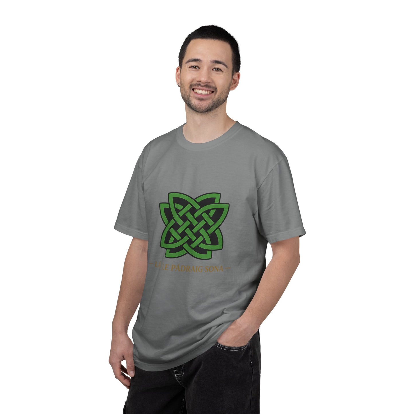 Celtic Knot T-Shirt — La Le Padraig Sona Irish St. Patrick's Day Tee